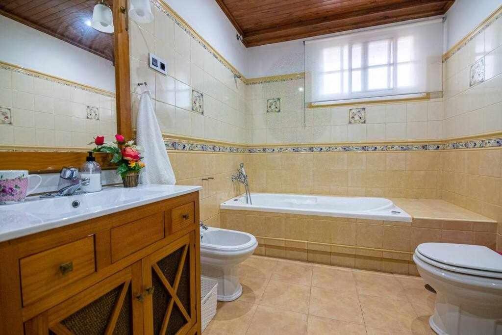 Lujosa Villa En Alhaurin De La Torre 7 Dormitorios Buitenkant foto