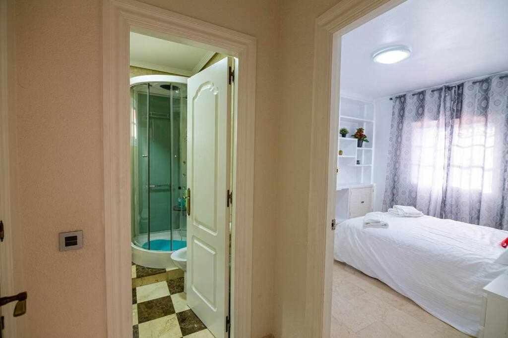 Lujosa Villa En Alhaurin De La Torre 7 Dormitorios Buitenkant foto